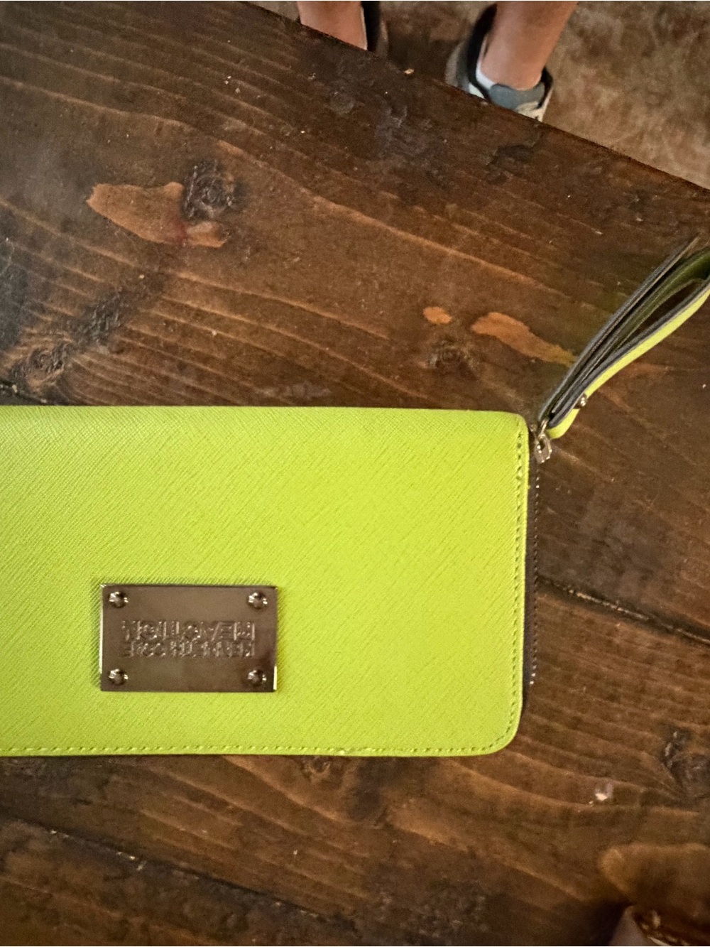 Kenneth Cole reaction Neon Lime Saffiano Wristlet Wallet